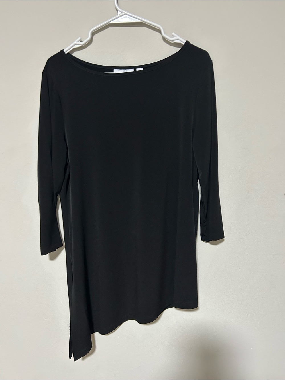 Susan Graver Liquid Knit Asymmetrical Hem Tunic Top Black Size M 0502 - Picture 3 of 9